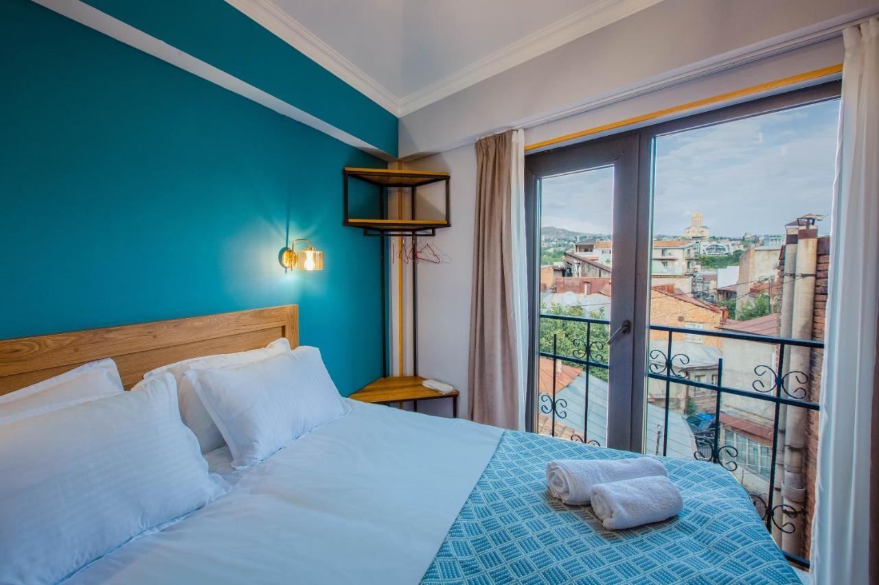 Central Gate Hotel In Heart Of Тбилиси Экстерьер фото
