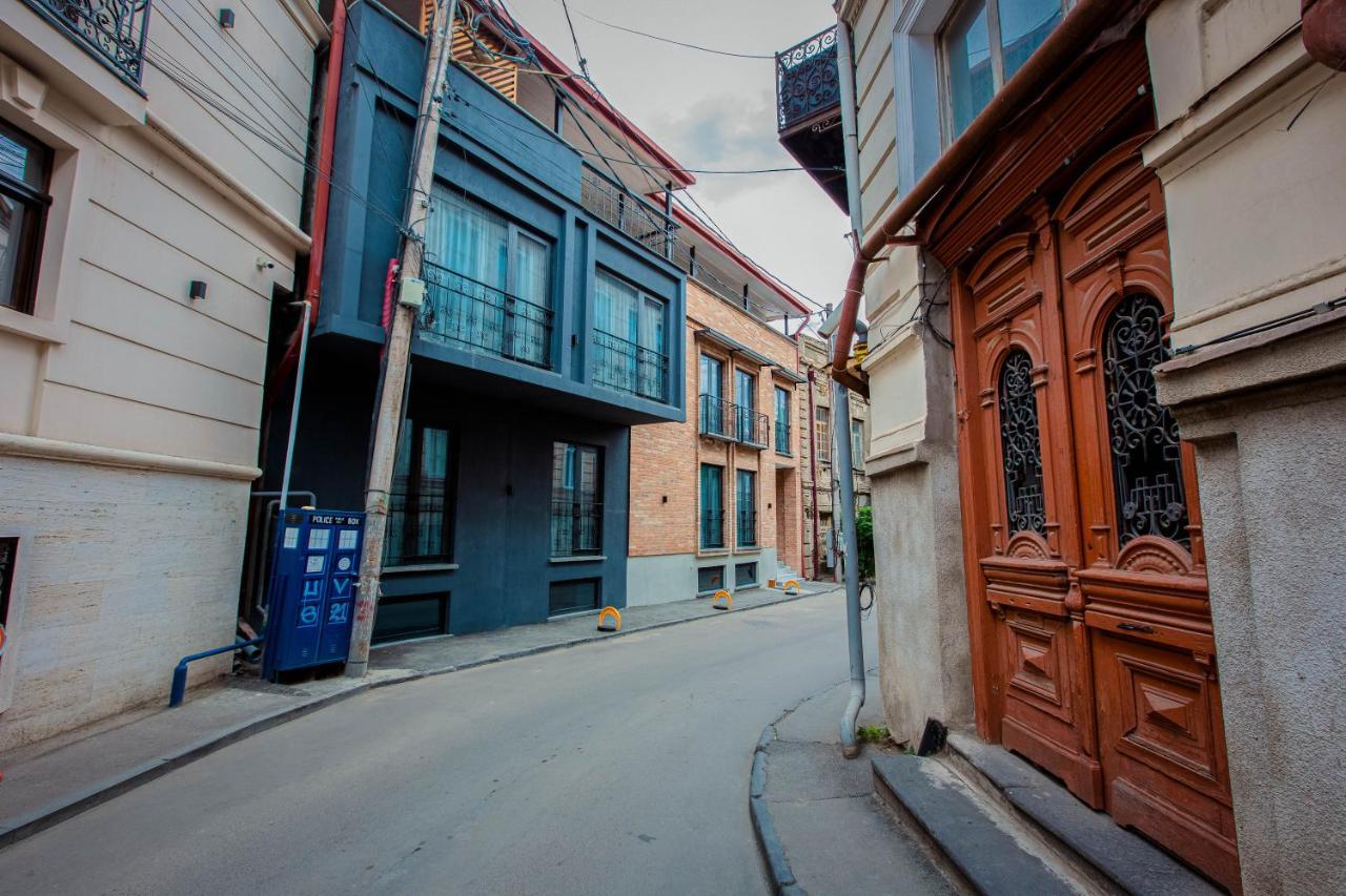 Central Gate Hotel In Heart Of Тбилиси Экстерьер фото