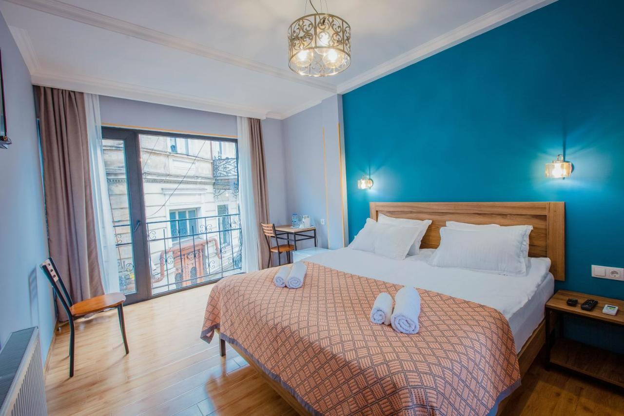 Central Gate Hotel In Heart Of Тбилиси Экстерьер фото
